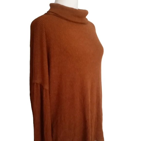 BKE Brushed Knit Ribbed Turtleneck Mocha Bisque Color Size Small - Picture 7 of 10